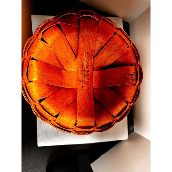 Longaberger 1996 Easter Basket with Cover, Vtg Dresden OH USA 12912 - Picture 4 of 5